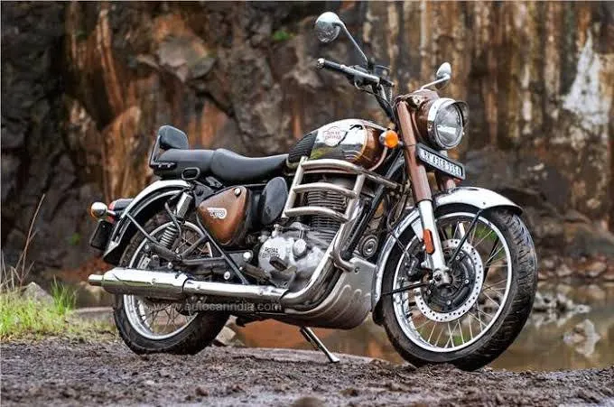 Bike lovers' heart beats increased after seeing Royal Enfield Classic 350!