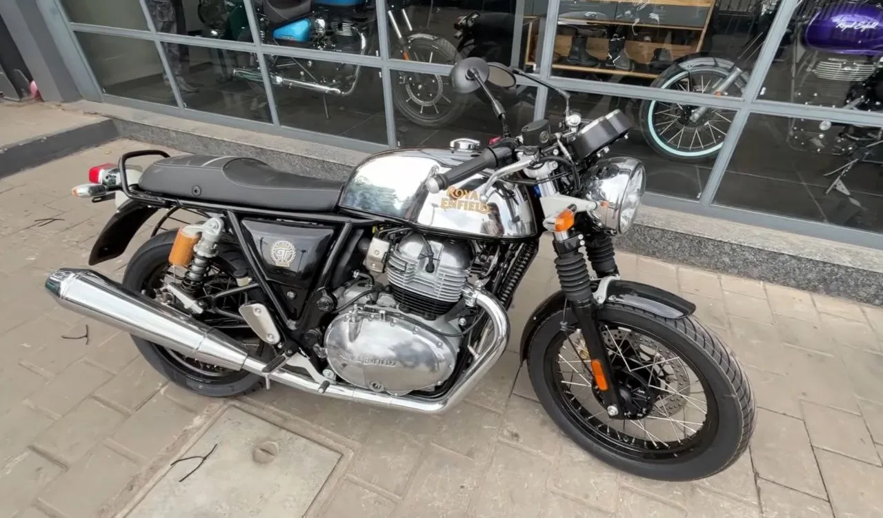 Bike lovers' heartbeat increased after seeing Royal Enfield GT 650! Know when the 2025 model will be launched